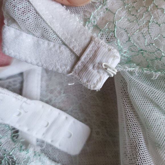 Victoria’s Secret I Do Collection Lace Bustier Corset Top Size 36D - Picture 11 of 16